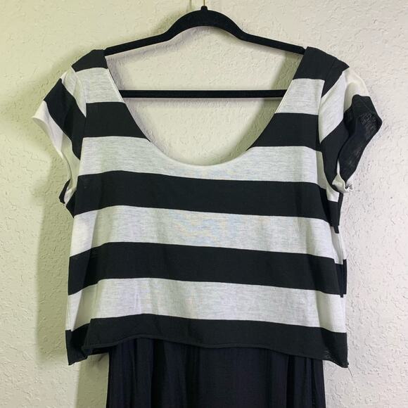 UMGEE Black & White Stripe Crop Top Scoop Neck Maxi Dress Size Large - Picture 3 of 12